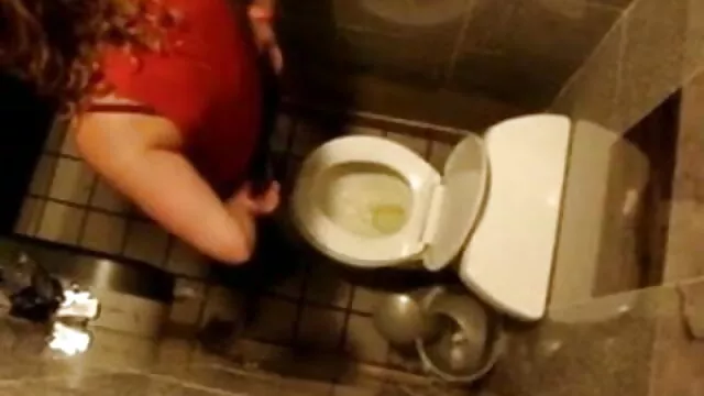 उनकी इंग्लिश फिल्म सेक्सी मूवी पहली एमआईएलए सेलीन Noiret