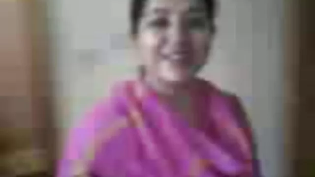 लैटिना सेक्सी मूवी इंग्लिश गृहिणी क्रिस्टाल कोर्टेज एक गीक उड़ा रही है