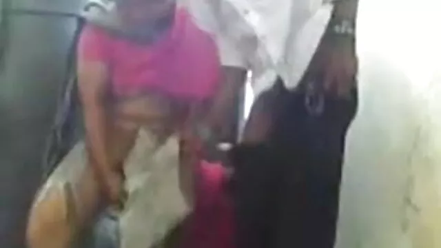 ब्यूटी इंग्लिश में सेक्सी मूवी टीन एंजेल ने स्पर्म निगल लिया