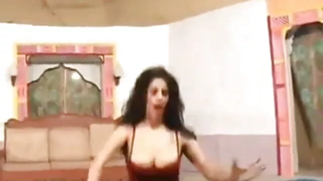 हंडजोब हुननि इंग्लिश सेक्सी मूवी ऑनलाइन नीकोले शरिदान