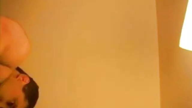 BBW सिर देता है इंग्लिश इंग्लिश सेक्सी मूवी और पीछे से बंध जाता है