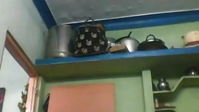 रीना इंग्लिश पिक्चर सेक्सी मूवी उस गधे को काम पर लगा देती है