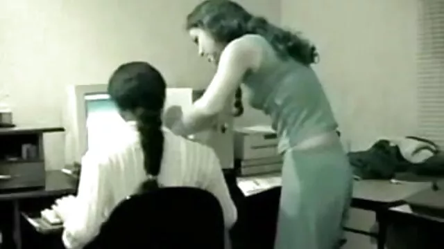 Silvie इंग्लिश सेक्सी मूवी वीडियो में