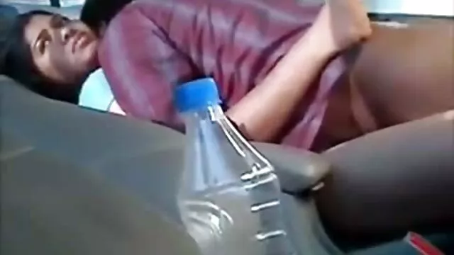 ThisGirlSucks - पियर्सेड इंग्लिश फिल्म सेक्सी मूवी रेडहेड बेब सैडी कैनेडी बीजे देता है