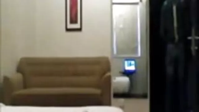 सिल्विया हिंदी सेक्सी मूवी इंग्लिश सेंट - L'Exorcista