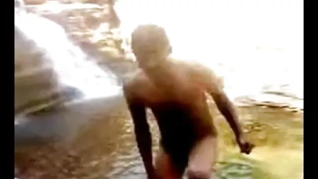 ब्रिटिश फूहड़ हिंदी सेक्सी मूवी इंग्लिश जैस्मीन एक leathersofa पर गड़बड़ हो जाता है