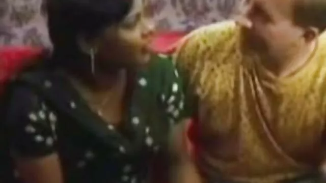 सुंदर महिलाओं को अपने pussies और गधे गड़बड़ हो इंग्लिश में फुल सेक्सी फिल्म रही है