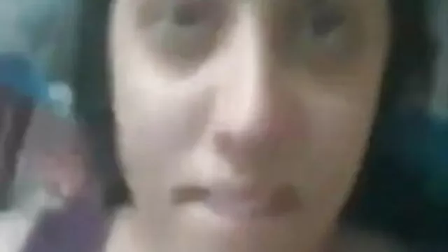 फूहड़ साशा, उसे इंग्लिश सेक्सी मूवी दिखाओ बकवास
