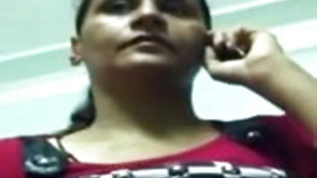 प्यारा रेड इंग्लिश मूवी सेक्सी फिल्म इंडियन किशोर गड़बड़