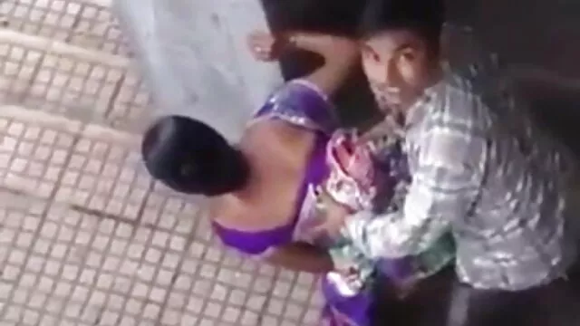 ब्यूटी चब्बी बेब बेट्स इंग्लिश मूवी फिल्म सेक्स